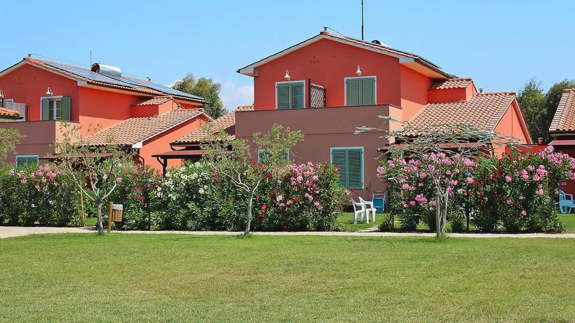 Apartment In Vada Near Restaurants La Cinquantina